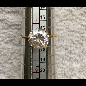 Synthetic diamond ring 💍